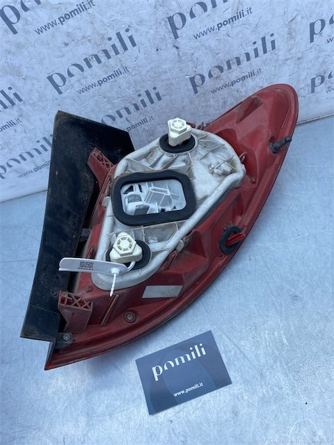 Pomili Fanaleria Opel Meriva (S10) fanale posteriore esterno sinistro