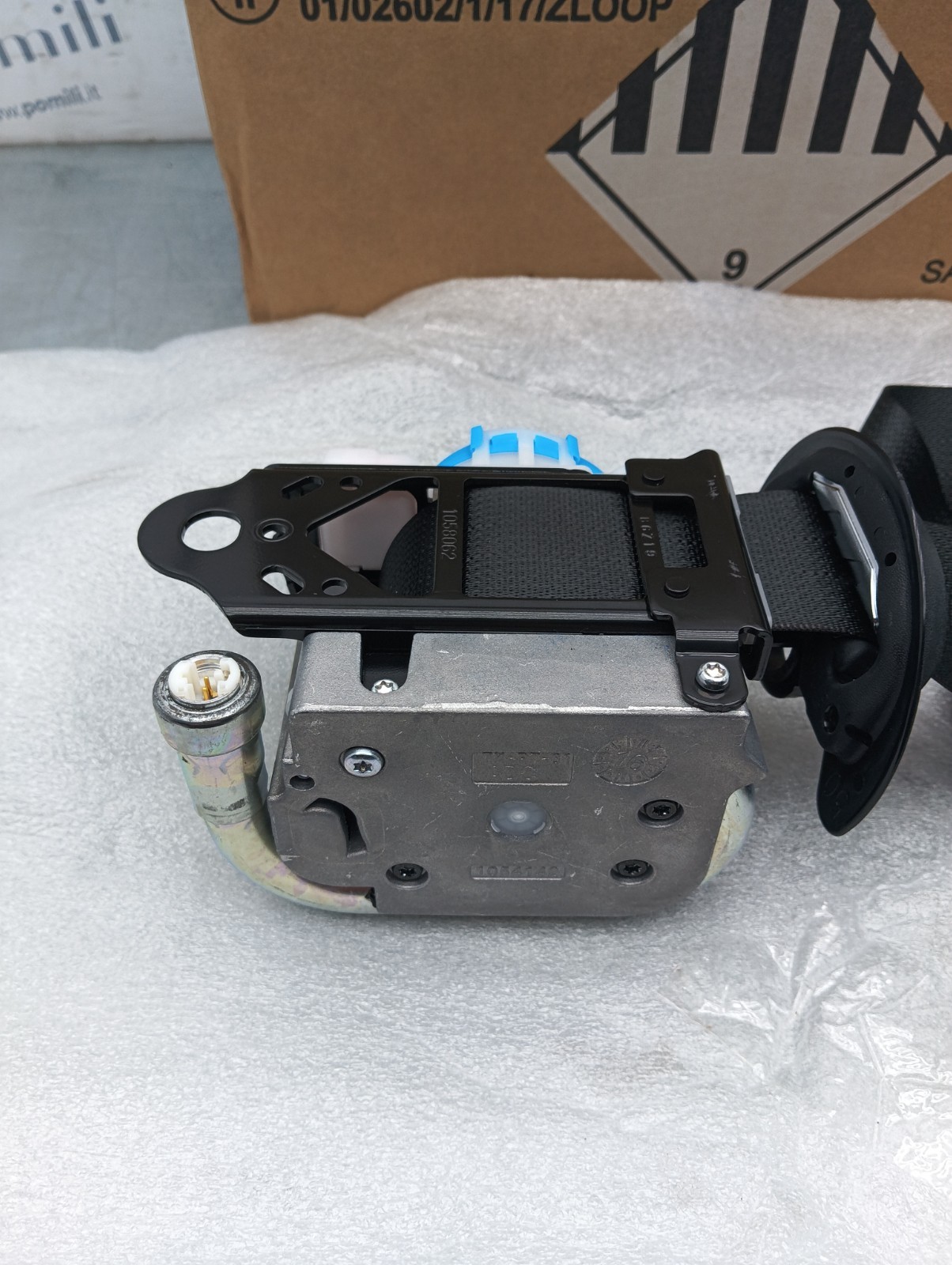Pomili Dispositivi di sicurezza Cintura sicurezza anteriore destra Toyota Yaris III 73210-0D322C0