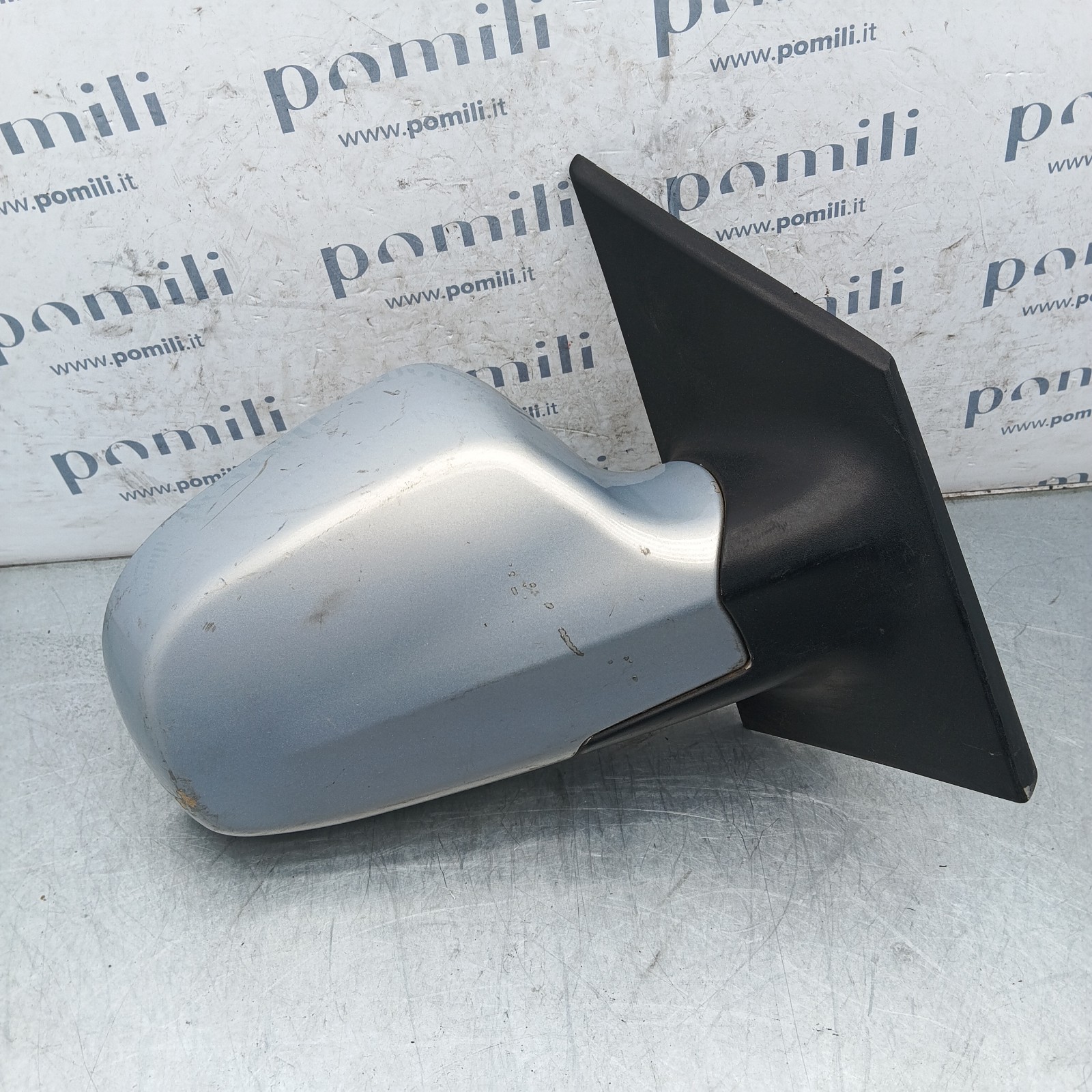 Pomili Cristalli Hyundai Matrix specchietto destro 5 pin usato