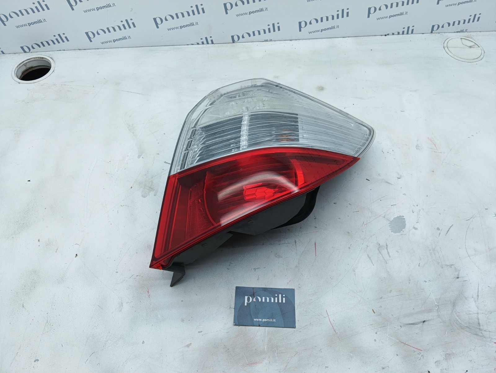 Pomili Fanaleria Fanale posteriore Honda Jazz III P7612 usato LED