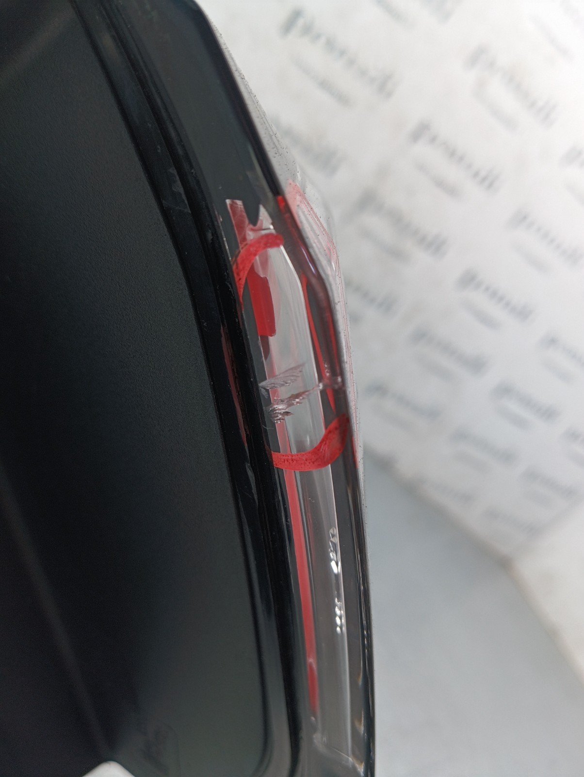 Pomili Fanaleria Volkswagen Taigo fanale posteriore destro crepato
