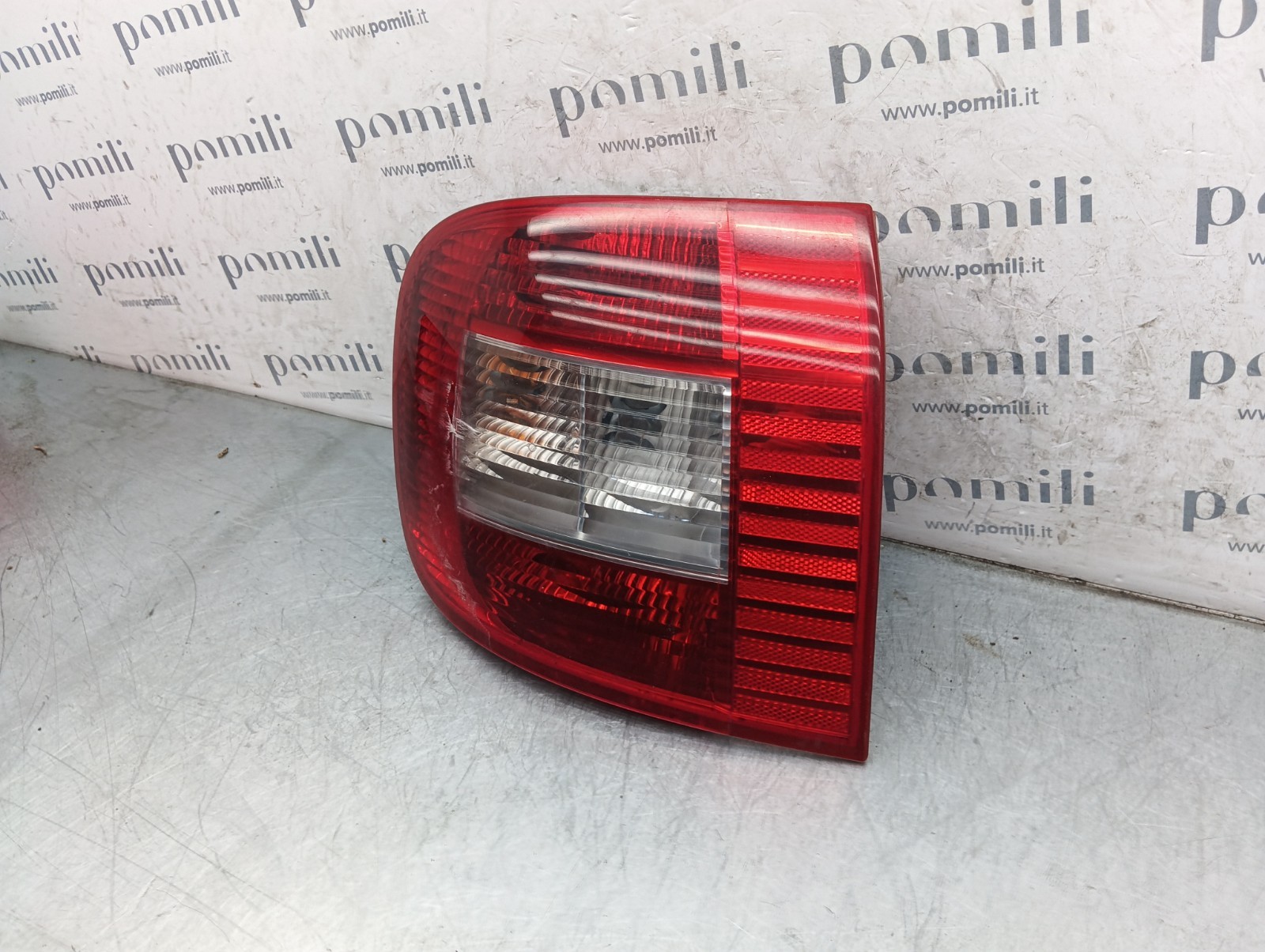 Pomili Fanaleria fanale posteriore sinistro Fiat Multipla 51720553 usato