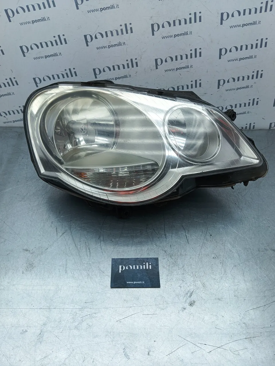 Pomili Fanaleria Faro anteriore destro Volkswagen Polo IV 6Q1941008AT usato
