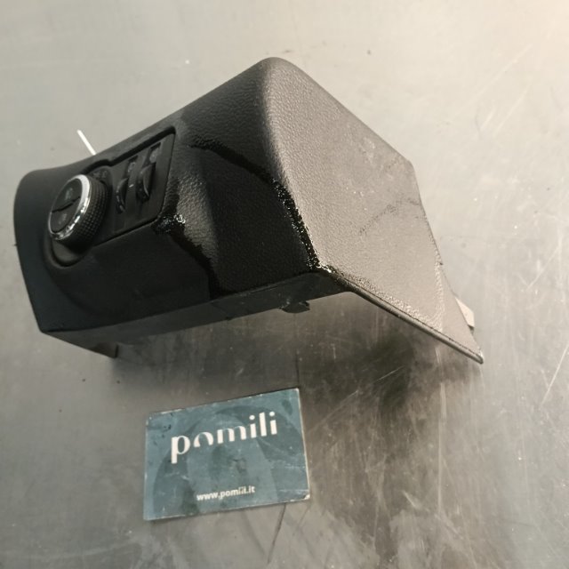 Pomili Rivestimenti interni e parti interne Opel Astra P10 interruttore luci