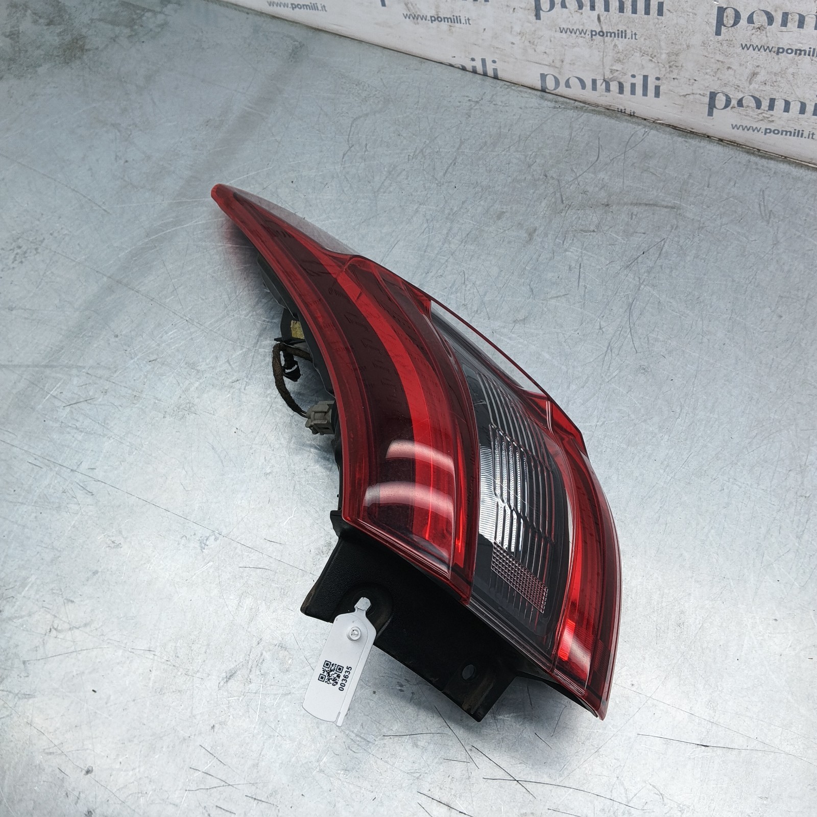 Pomili Fanaleria Fanale posteriore destro Nissan Qashqai J11 26550HV00A usato