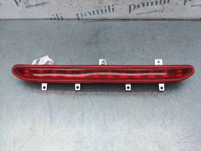 Pomili Fanaleria terzo stop Volkswagen Eos 1Q0945097A usato