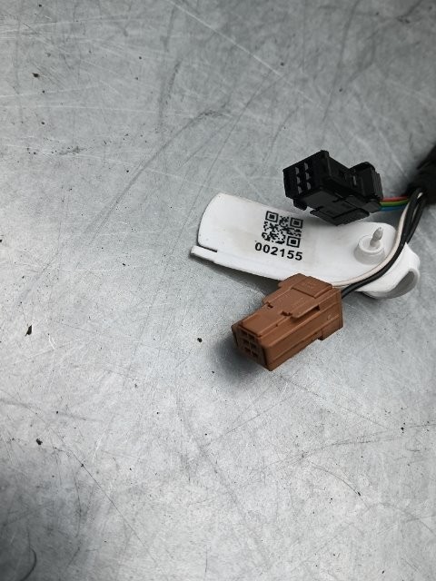 Pomili Cristalli Retrovisore esterno elettrico sinistro Peugeot 208 01/12-11/15 usato