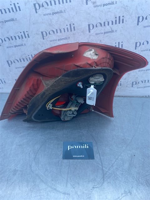 Pomili Fanaleria fanale posteriore Toyota Yaris sinistro