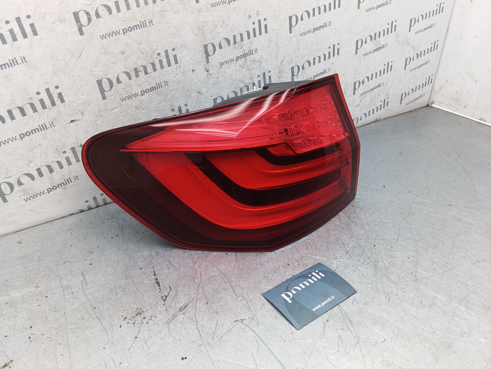 Pomili Fanaleria BMW 520D F11 Touring (2013-2017) 89505492 fanale LED sinistro usato