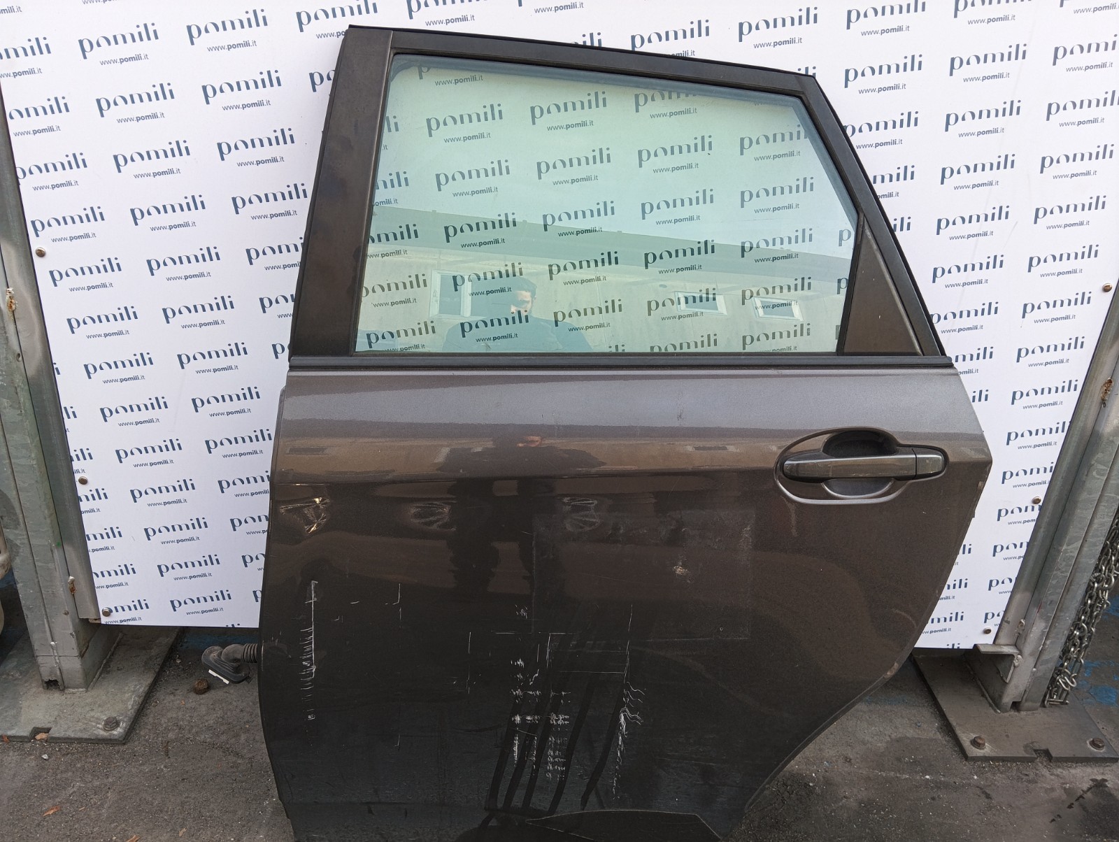 Pomili Lamierati esterni Portiera posteriore sinistra Toyota Verso S usata