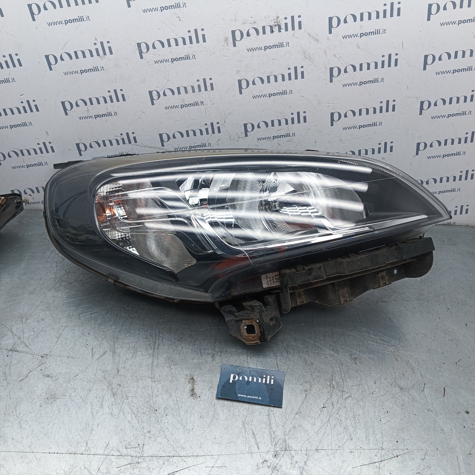 Pomili Fanaleria Faro destro Fiat Doblò 10490748 2010–2023