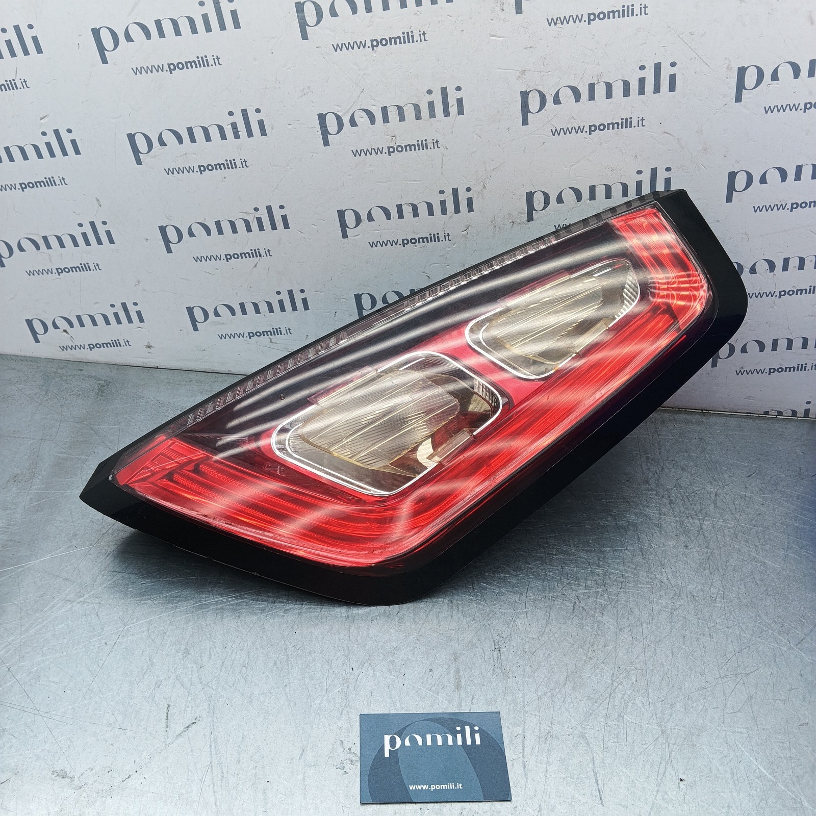 Pomili Fanaleria Fanale posteriore alogeno Fiat Punto Punto Evo DX 51849739 usato