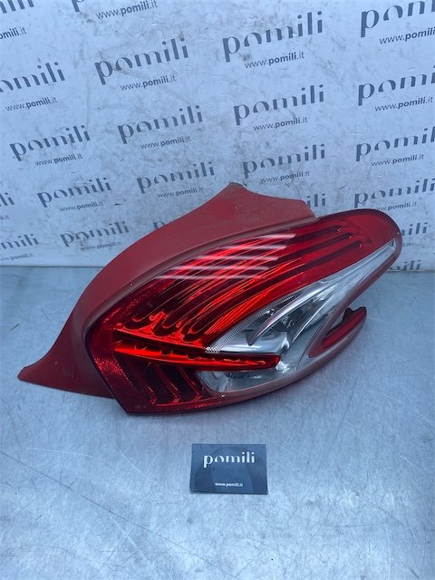 Pomili Fanaleria fanale posteriore destro Peugeot 208 01/12–11/15