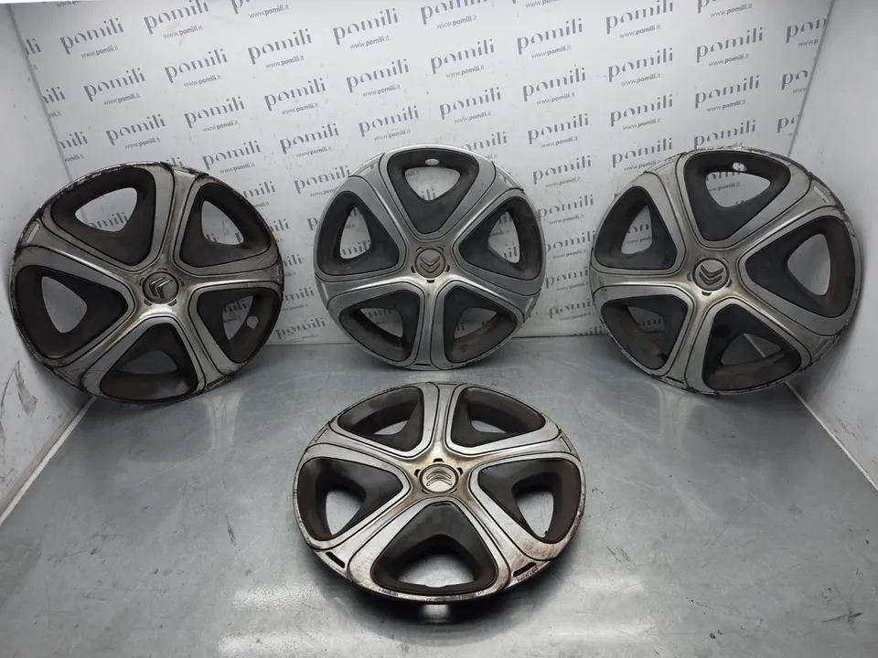 Pomili Altro auto Set 4 borchie coprimozzo Citroën R16 usate