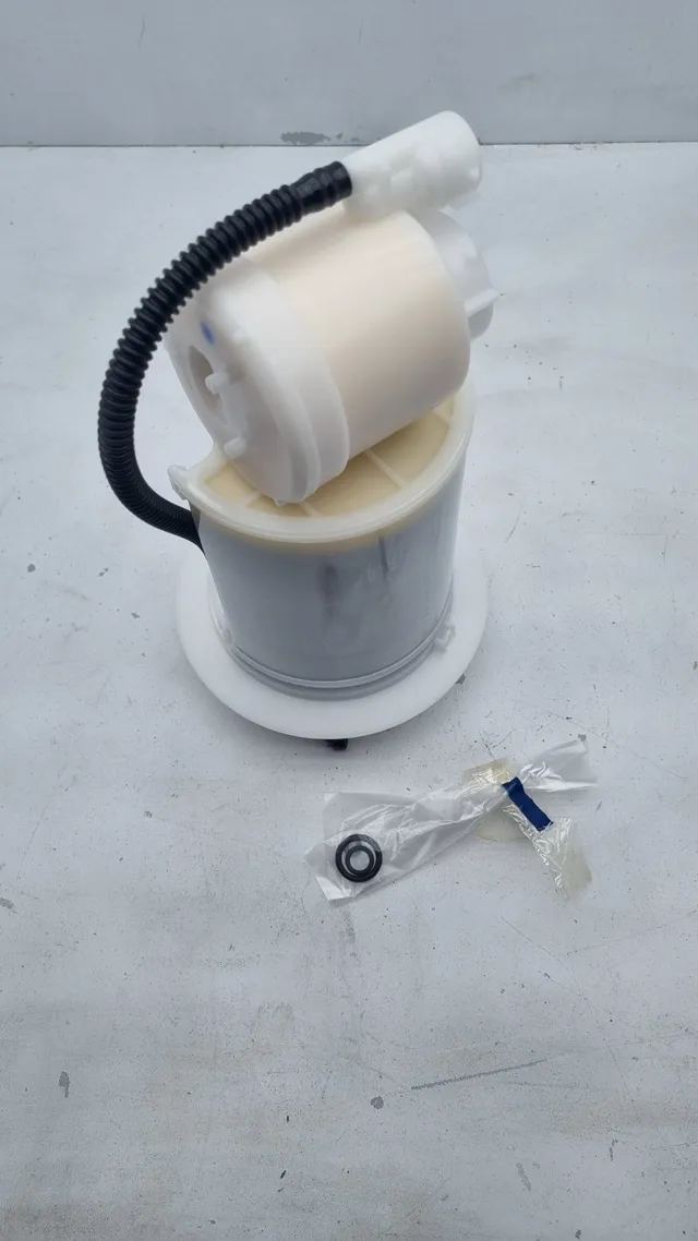 Pomili Alimentazione e scarico Toyota pompa carburante 04005-05247 nuova