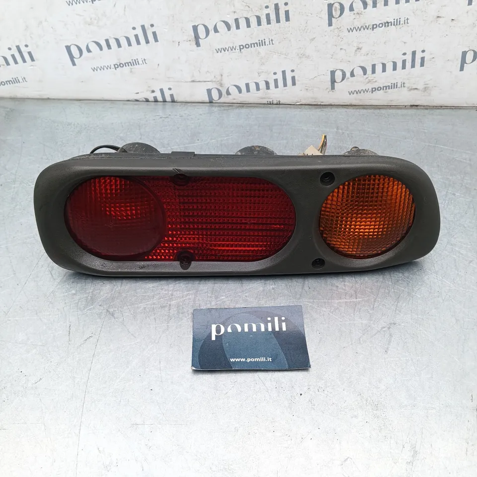 Pomili Fanaleria Fanalino posteriore basso sinistro Nissan Terrano II 265550X001 usato