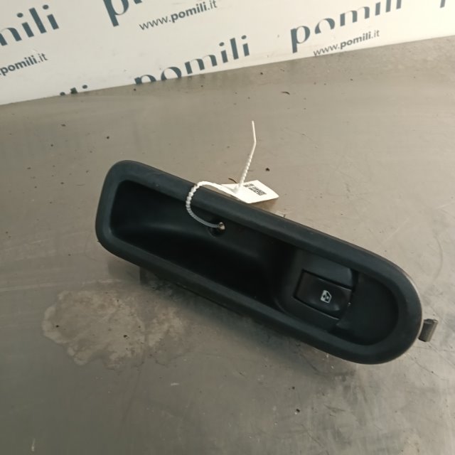 Pomili Rivestimenti interni e parti interne Renault Twingo 2a Serie interruttore alzacristalli anteriore destro