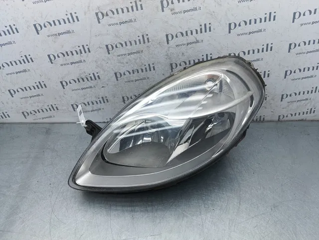Pomili Fanaleria Faro anteriore sinistro Lancia Ypsilon 153873-01 usato spinotto bianco