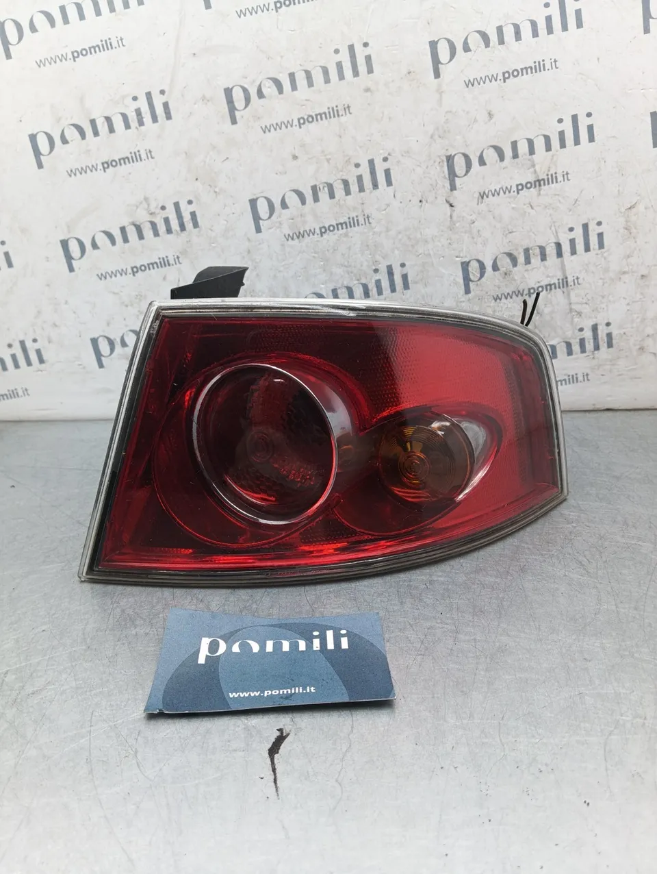 Pomili Fanaleria Seat Ibiza Fanale posteriore destro 6L6945112C usato