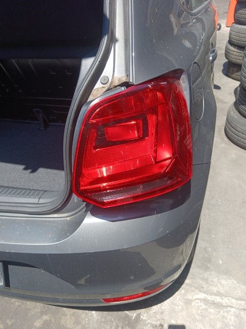 Pomili Fanaleria Fanale post. DX VOLKSWAGEN POLO (6C) (03/14>02/18<)