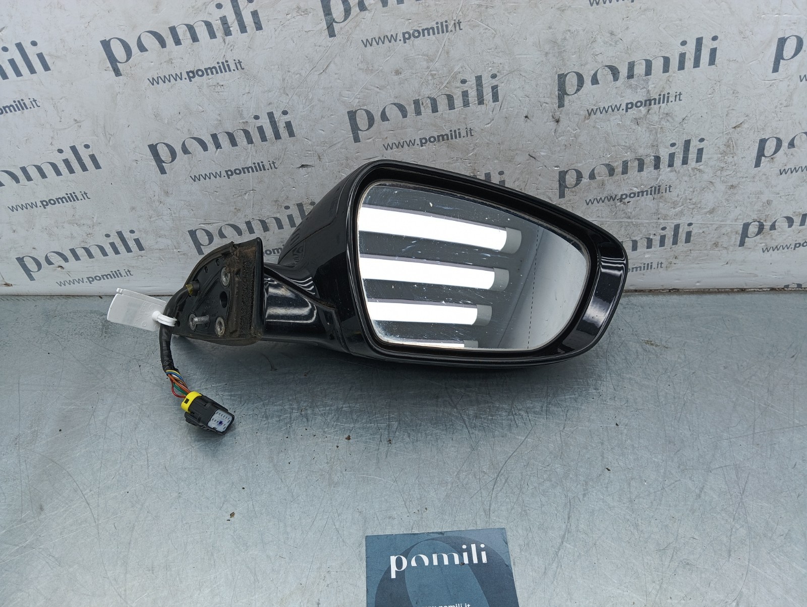 Pomili Cristalli Specchietto retrovisore destro Kia Ceed 20435146 10 PIN usato