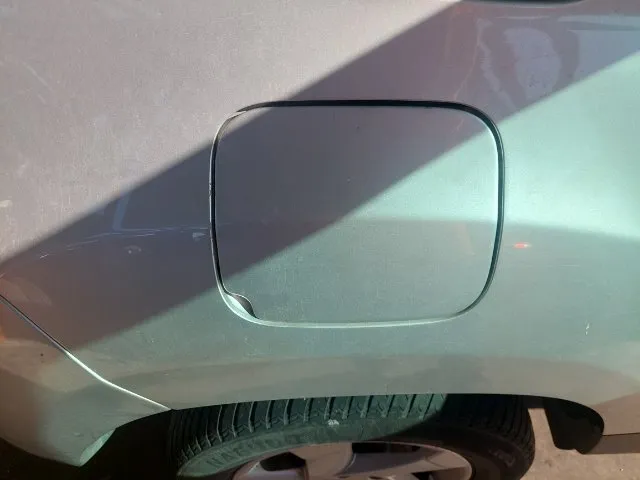 Pomili Alimentazione e scarico Dacia Duster sportello carburante