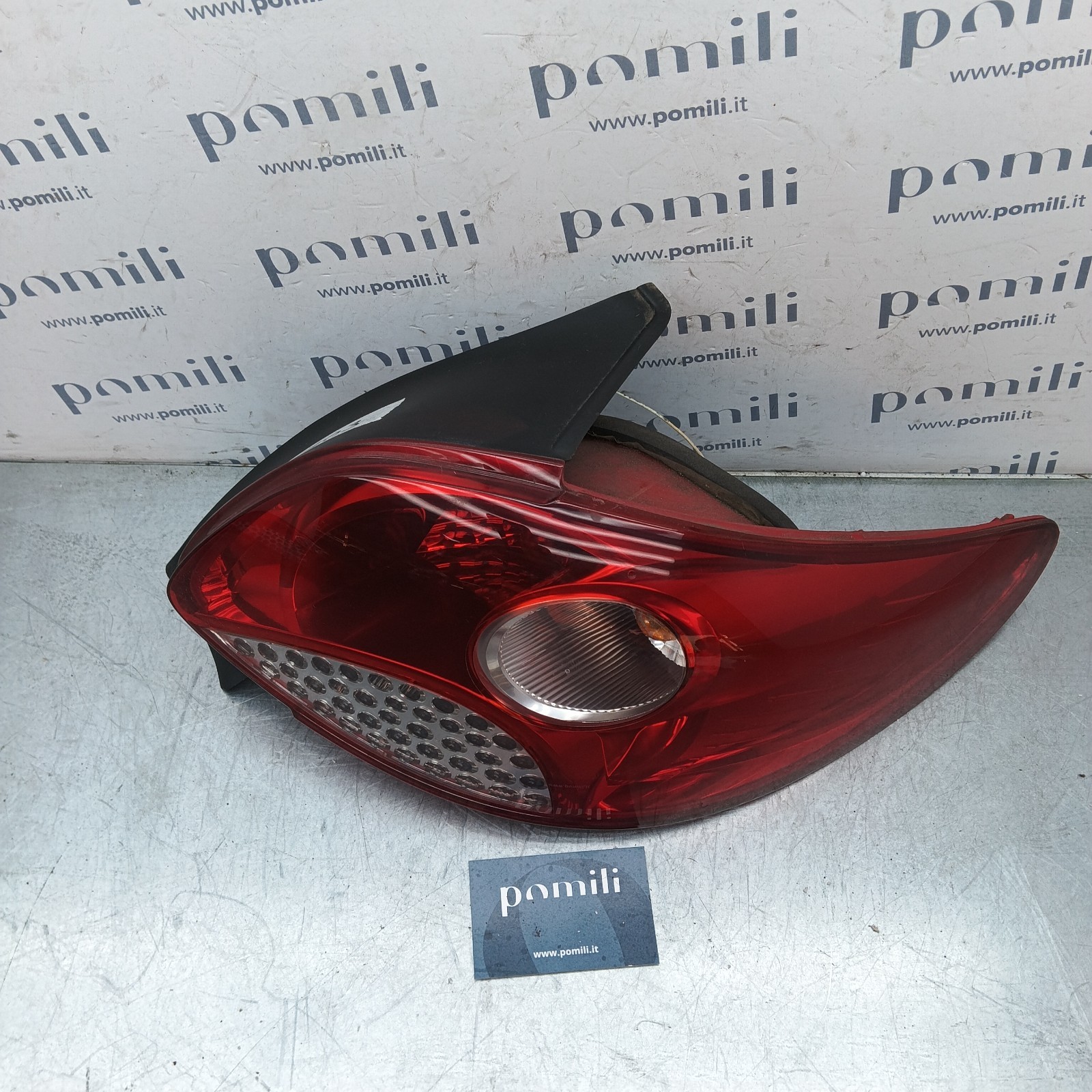 Pomili Fanaleria fanale posteriore destro Peugeot 206 11-8057B usato