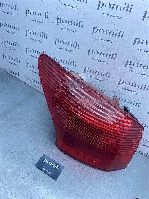 Pomili Fanaleria Peugeot 407 fanale posteriore sinistro