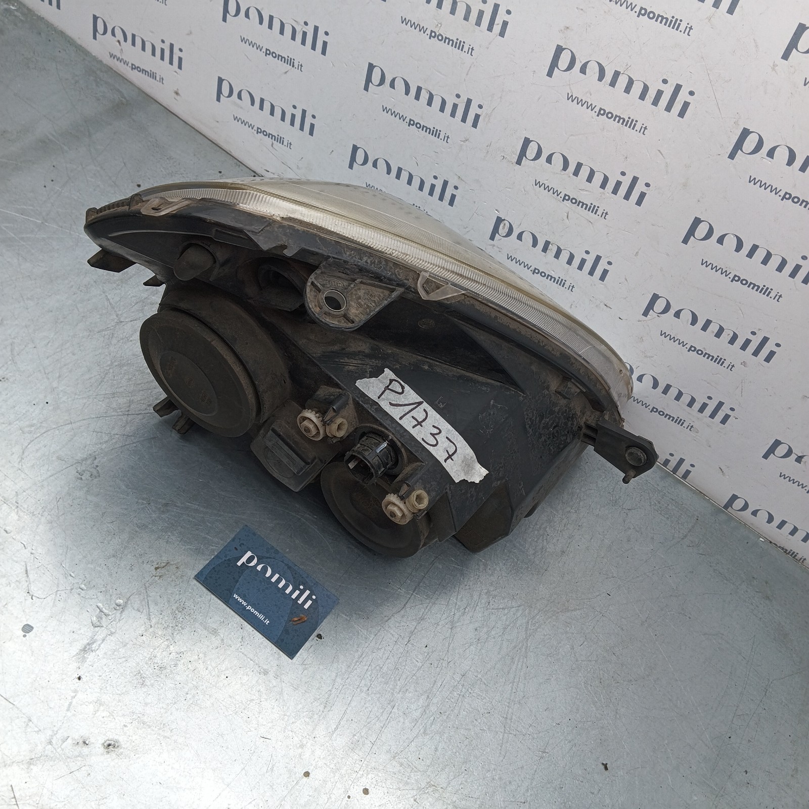 Pomili Fanaleria Faro anteriore sinistro Lancia Y 270533-00L faro usato
