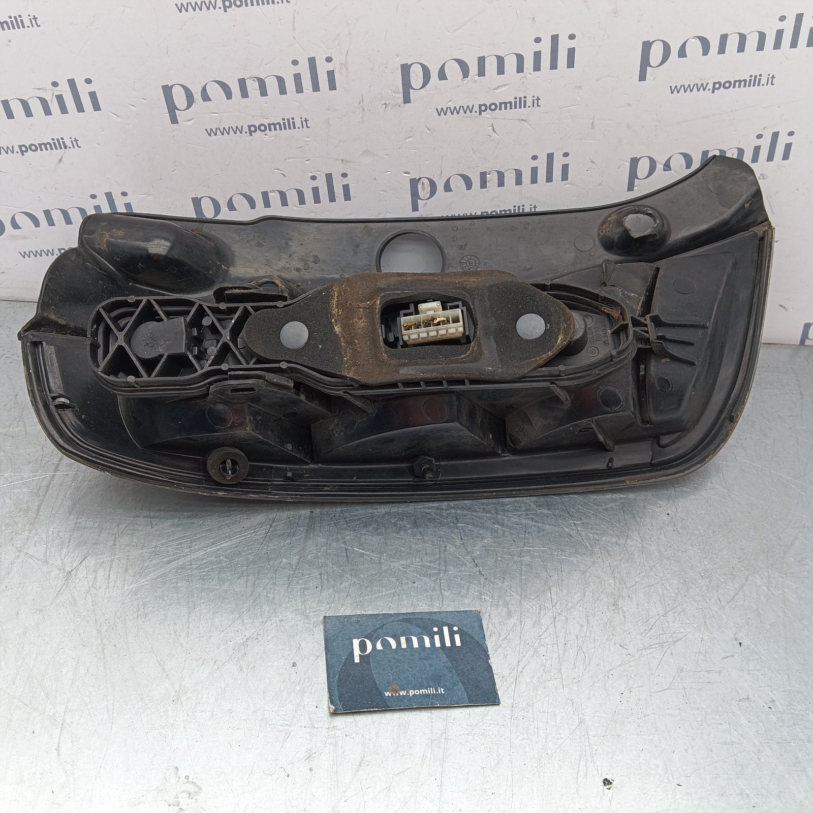 Pomili Fanaleria Fanale destro Lancia Y 51786657 usato