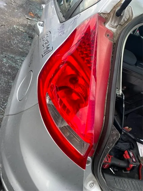 Pomili Fanaleria Ford Fiesta (CB1) fanale posteriore sinistro 09/2008–10/2013
