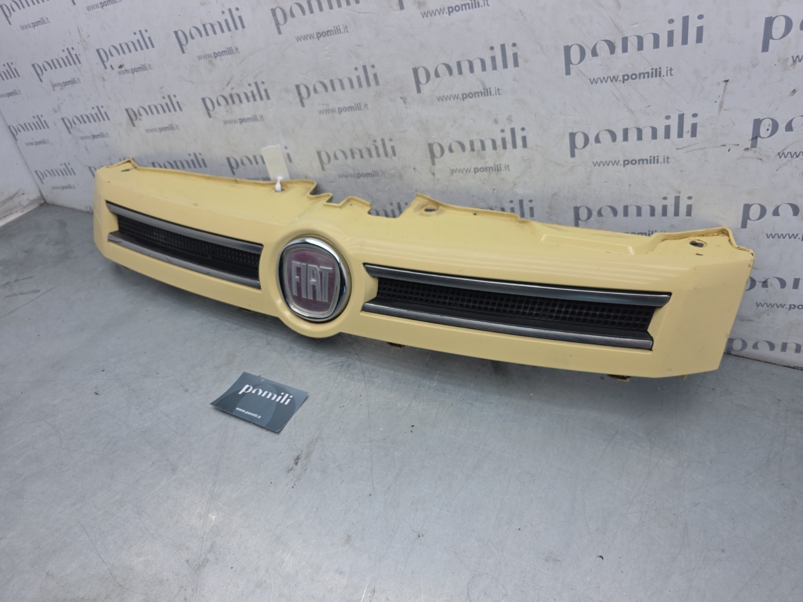 Pomili Lamierati esterni Griglia anteriore gialla Fiat Panda 169 (2003-2011) LS393666 griglia usata
