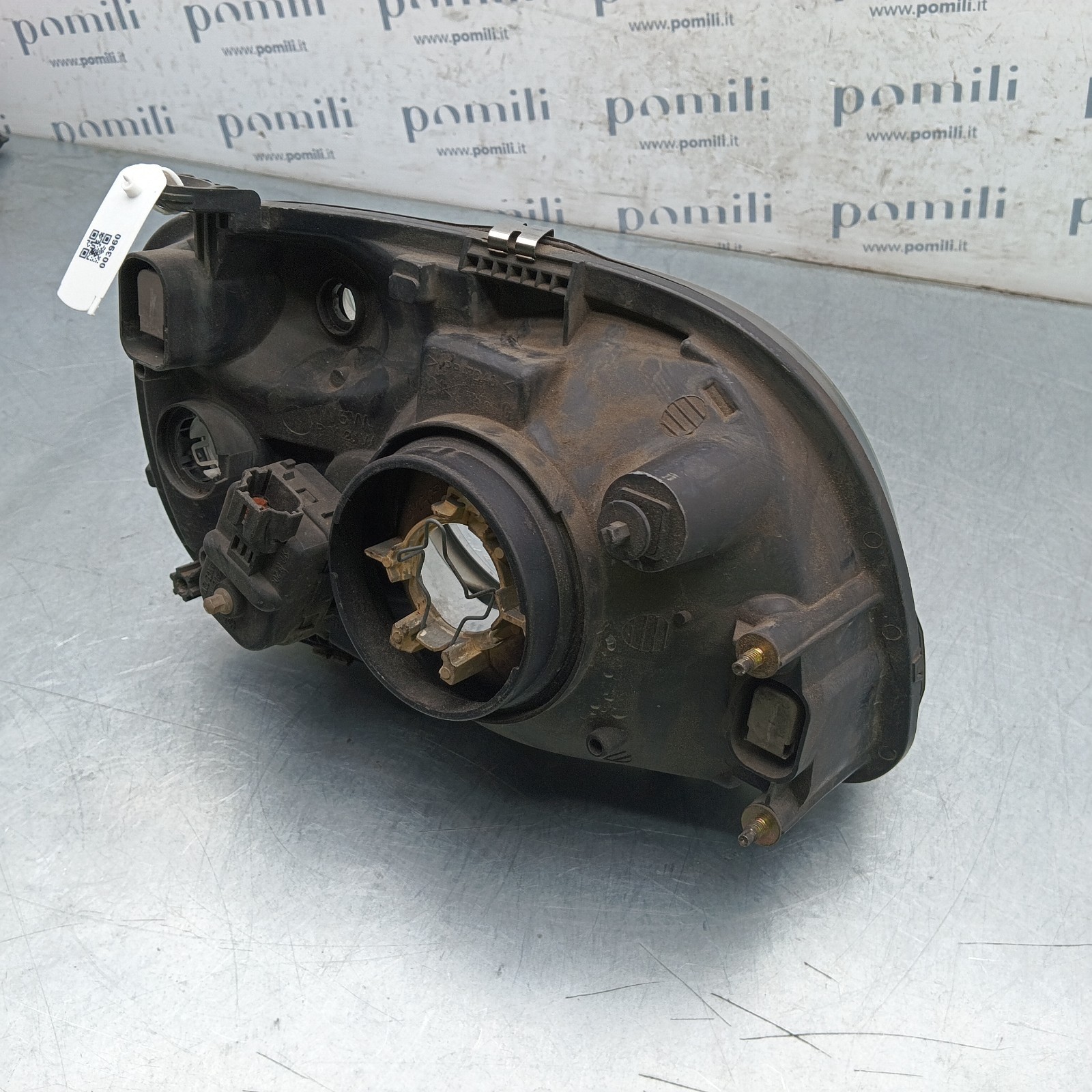 Pomili Fanaleria Micra K11 faro anteriore sinistro usato