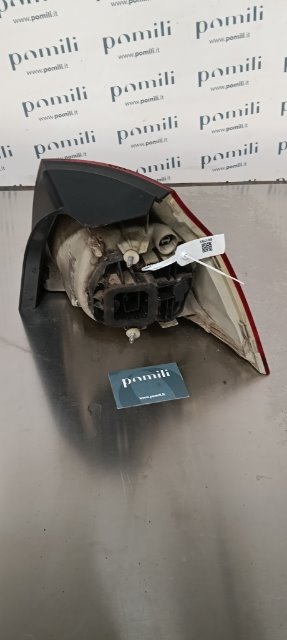 Pomili Fanaleria Volkswagen Golf 1K fanale posteriore sinistro parte esterna