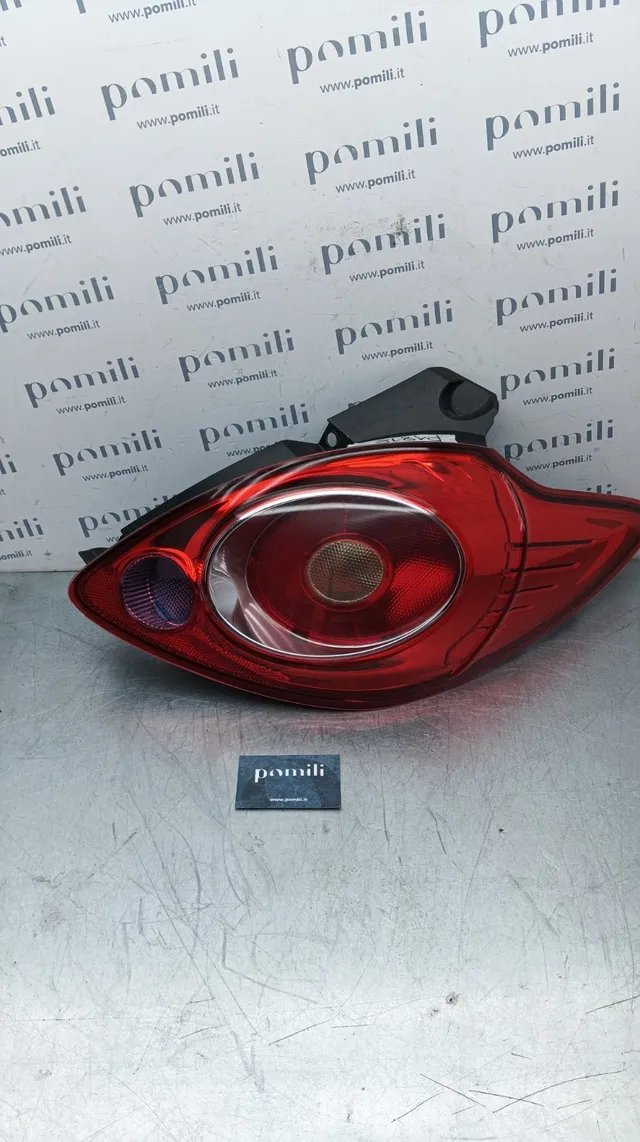 Pomili Fanaleria Ford Ka II fanale posteriore destro 1579394 usato