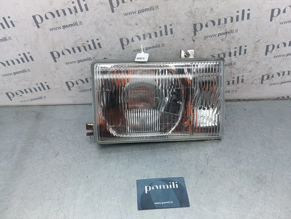 Pomili Fanaleria Isuzu Trooper (1984-1991) faro anteriore sinistro usato