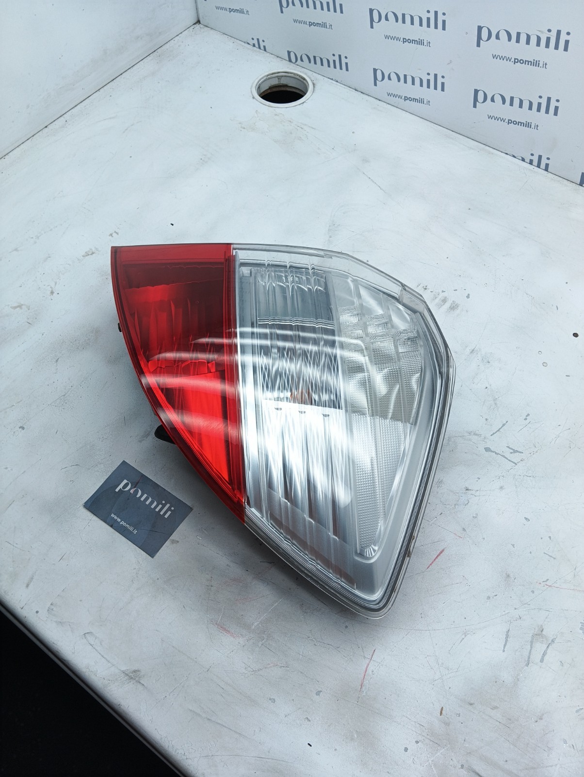 Pomili Fanaleria Fanale posteriore Honda Jazz III P7612 usato LED
