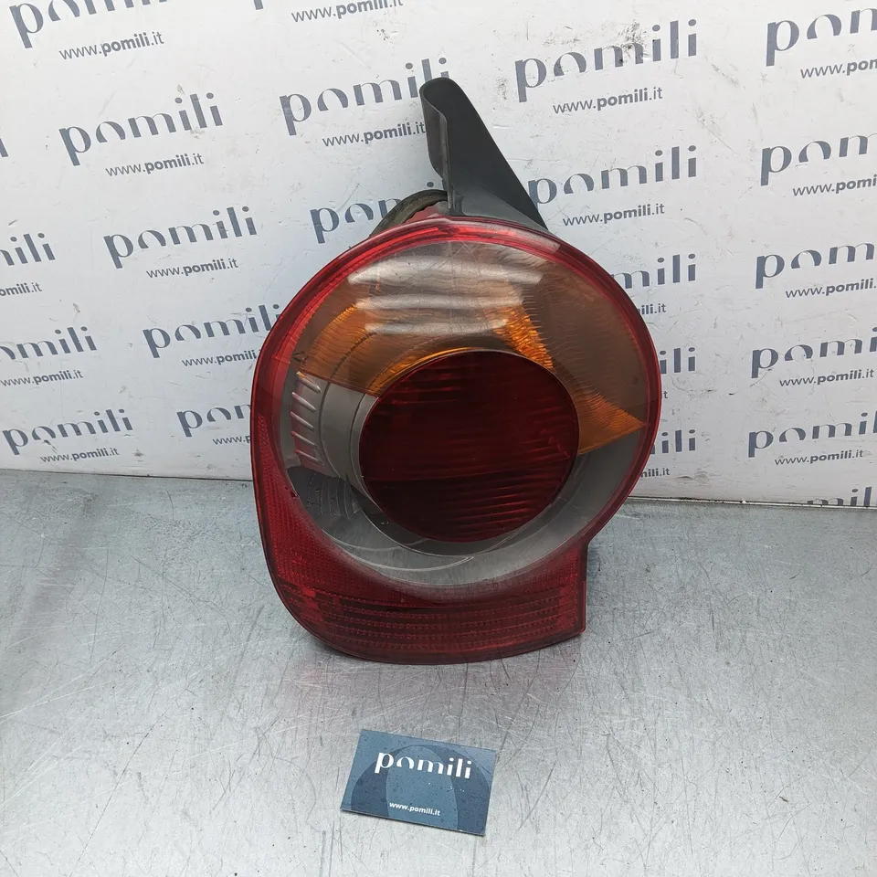Pomili Fanaleria 8200538786 fanale posteriore sinistro usato