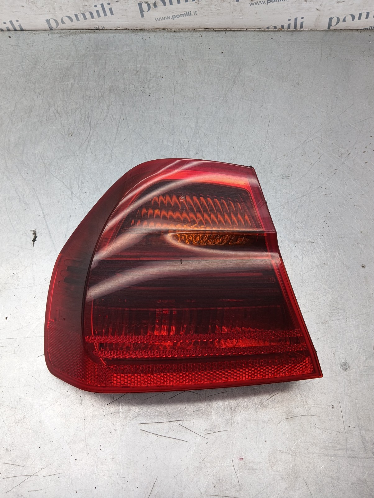Pomili Fanaleria BMW Serie 3 E90 fanale posteriore sinistro usato OEM 276301