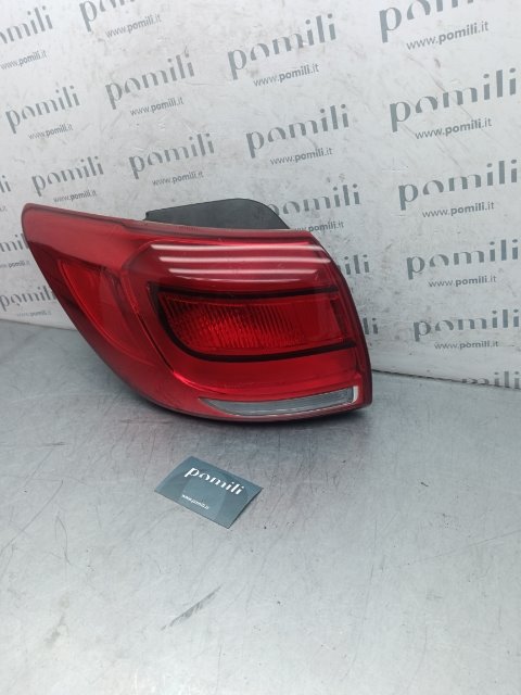 Pomili Fanaleria Kia Sportage 3a Serie fanale posteriore esterno sinistro