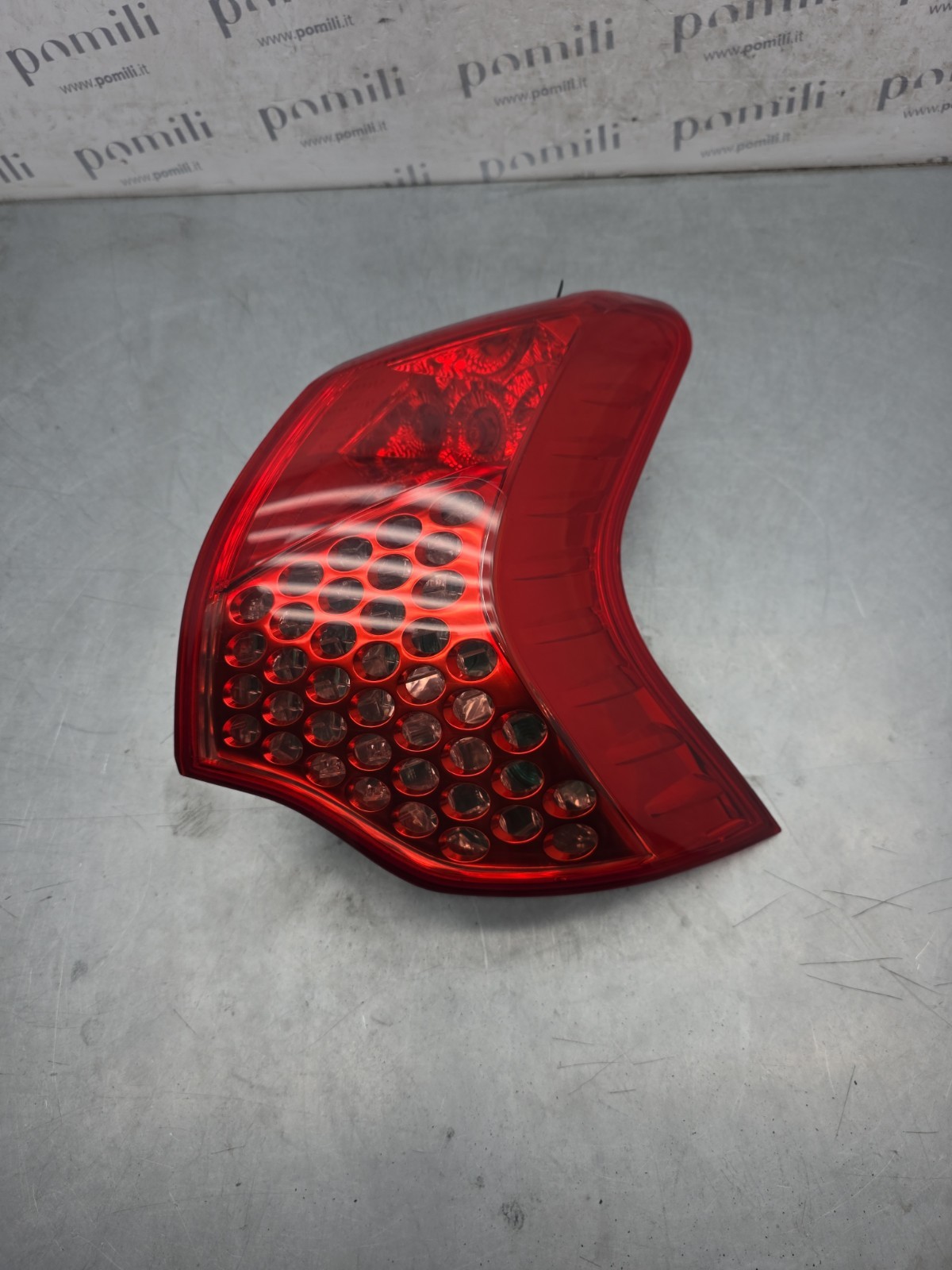 Pomili Fanaleria Fanale posteriore destro Peugeot 3008 2009-2016 usato OEM 9683460780