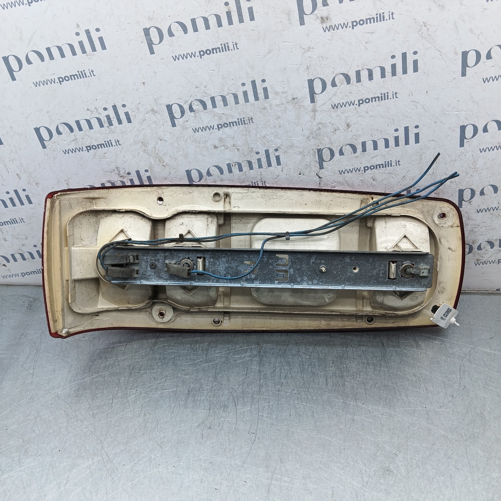 Pomili Fanaleria Fanale posteriore sinistro Caravan Hymer Knaus Hobby usato