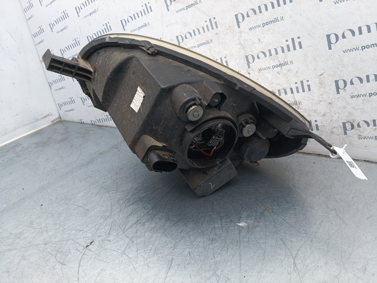 Pomili Fanaleria Faro anteriore destro DR Zero A080521 usato con pin rotto