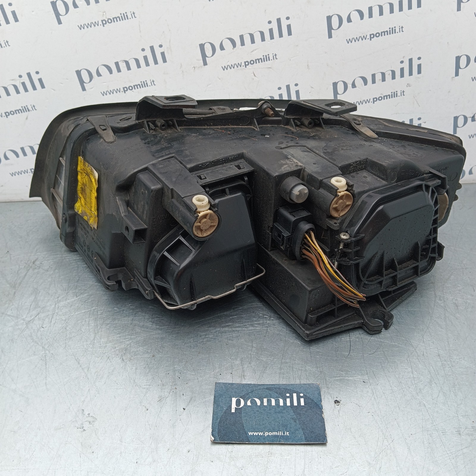 Pomili Fanaleria Faro anteriore destro Audi A4 B6 40-441-1146R usato