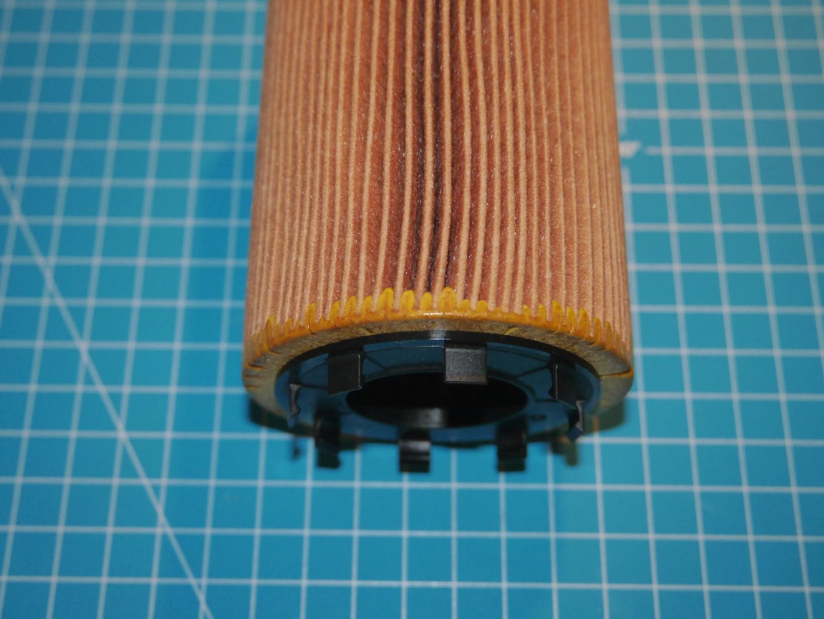 Bosch Filtri 1457429192 filtro olio motore 70,5 x 140,5 mm