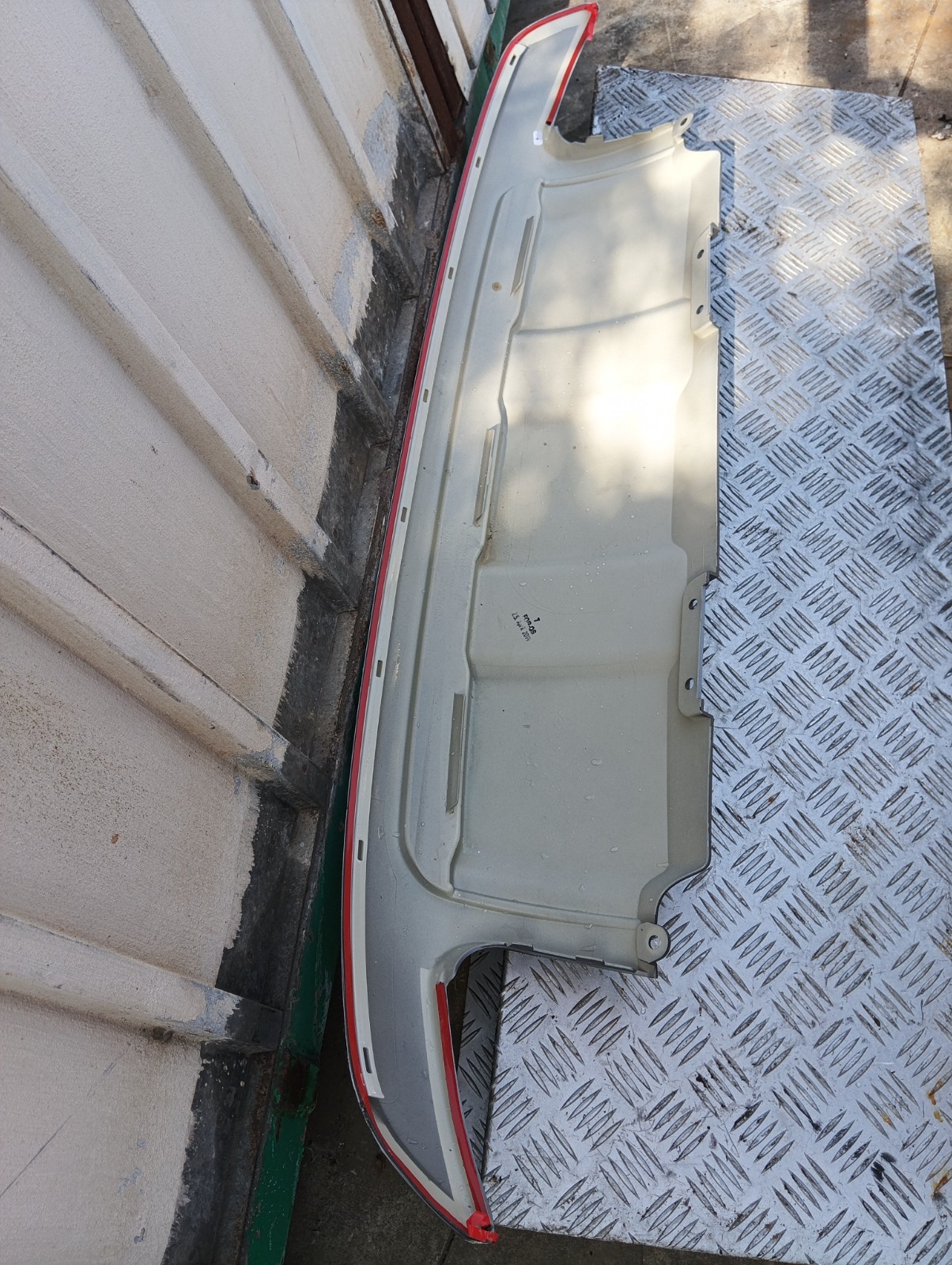 Pomili Paraurti posteriore Volvo XC60 modanatura inferiore 31373265 nuova