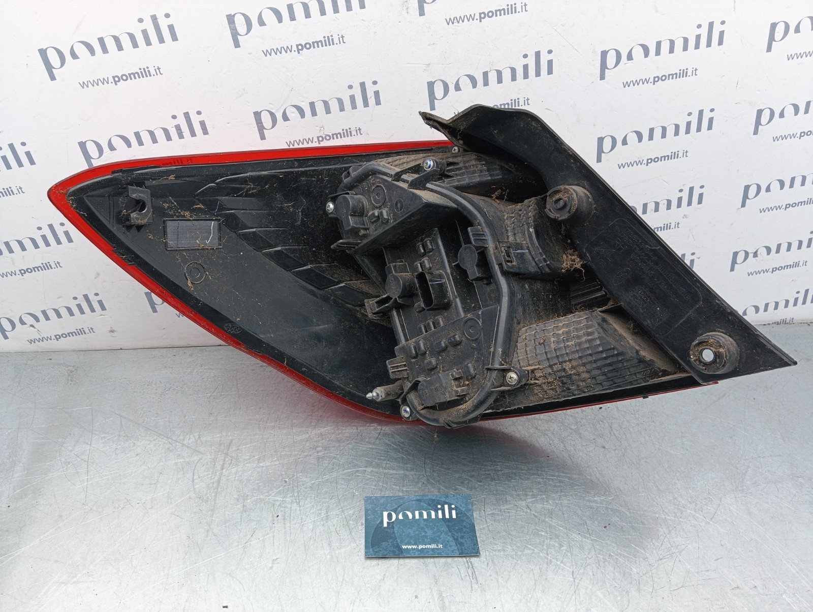 Pomili Fanaleria Ford KA+ J7BB-13404 fanale posteriore destro usato