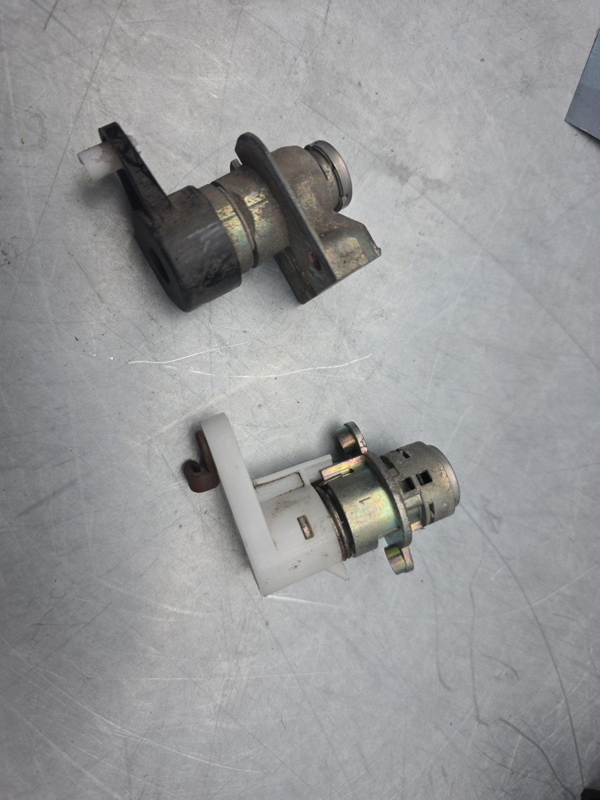 Pomili Motore e cambio con supporti Kit accensione completo con chiave Fiat Panda 312 usato