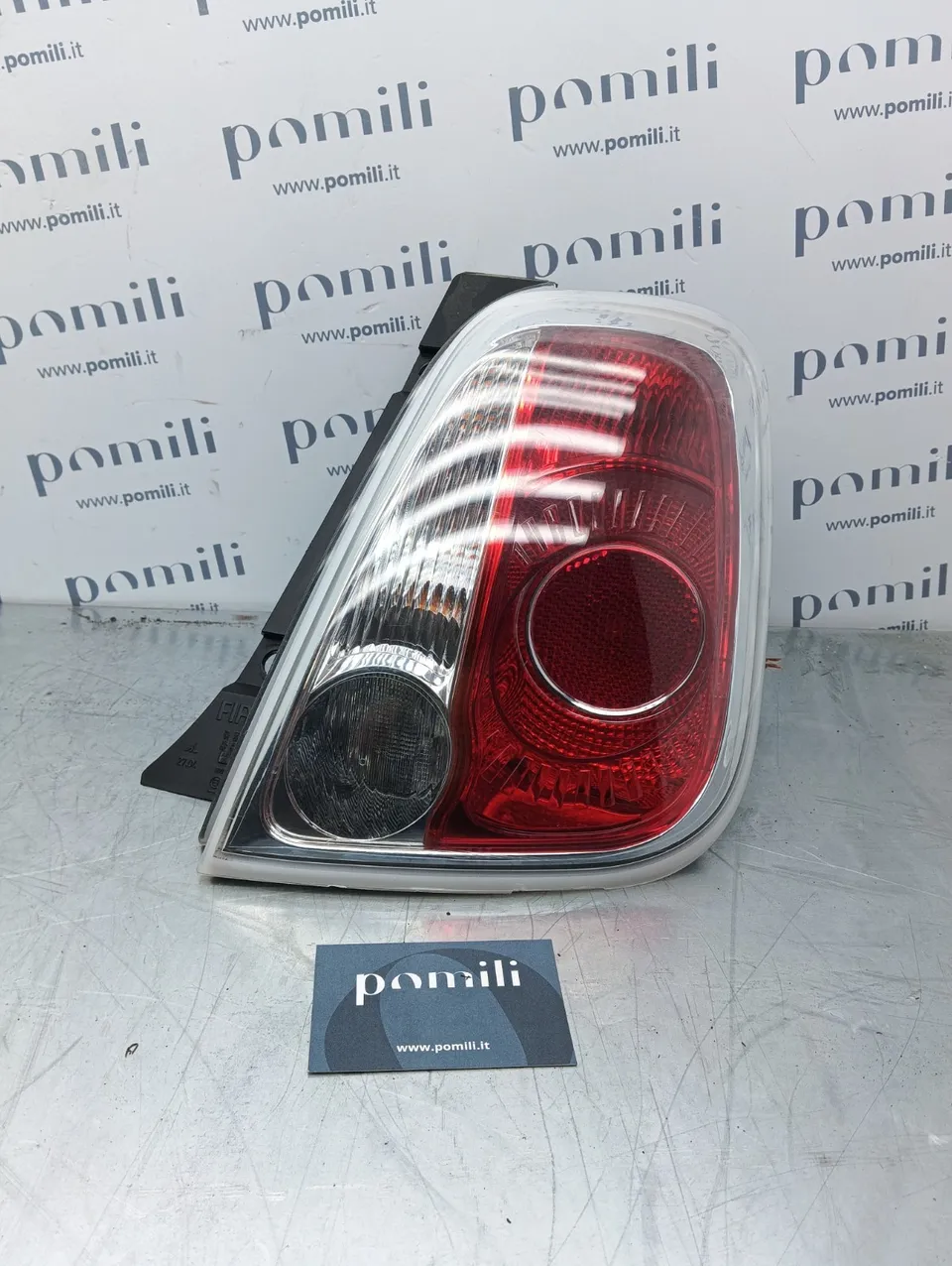 Pomili Fanaleria Fanale posteriore destro Fiat 500 (2007-2014) 27043201 usato