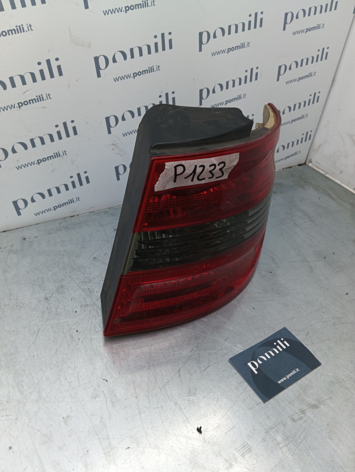 Pomili Fanaleria Mercedes-Benz Classe B 27520217 fanale destro usato